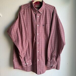 ARIAT Winkle free Men's XL Red Checkered Cowboy button down.